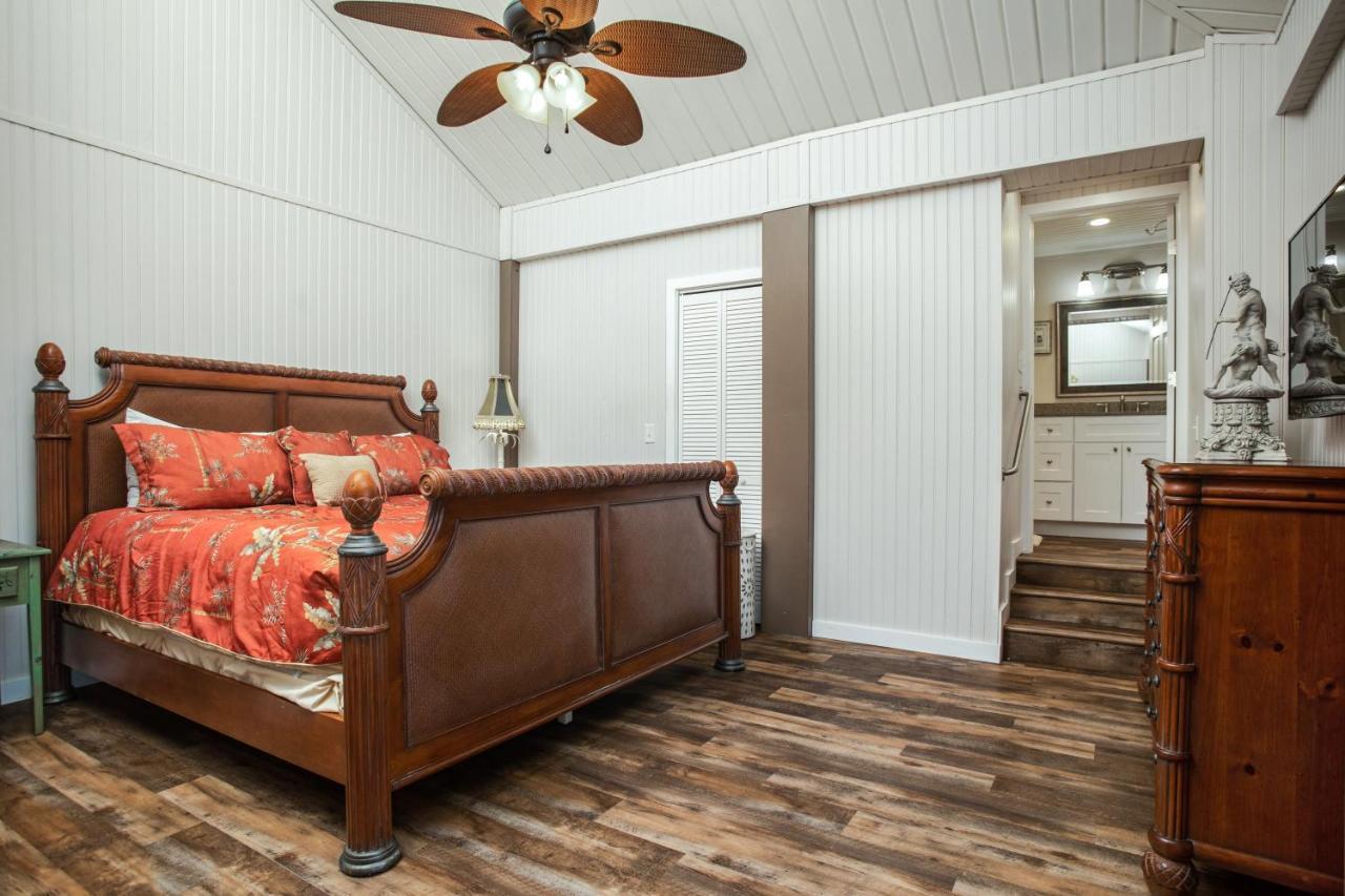 The Boathouse Motel Marco Island Exterior photo