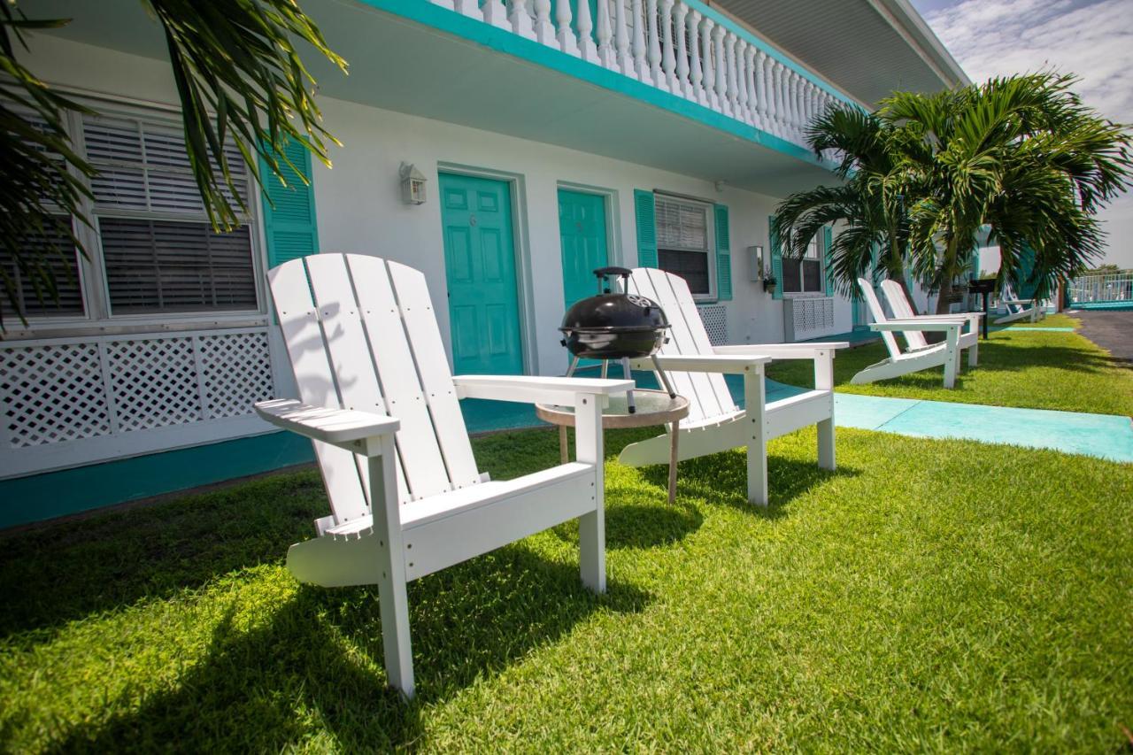 The Boathouse Motel Marco Island Exterior photo