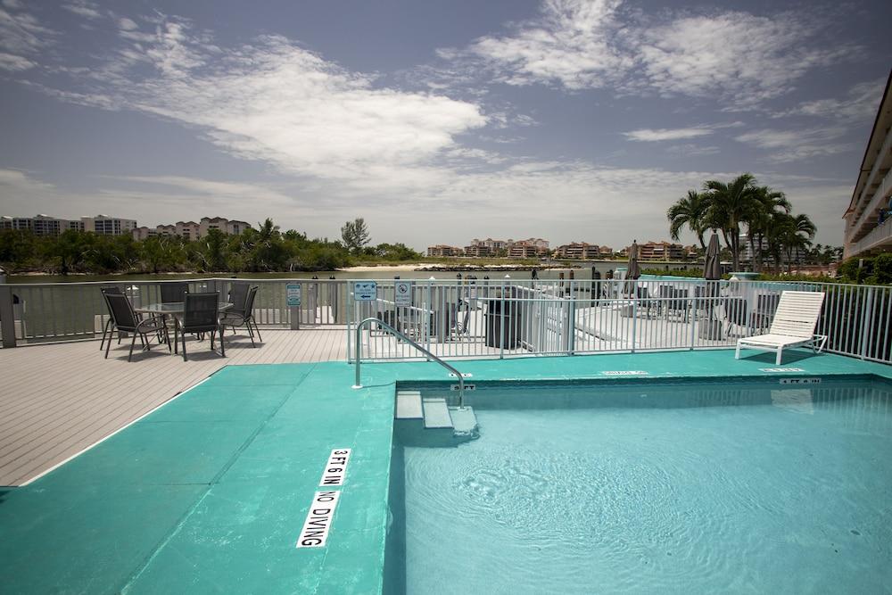 The Boathouse Motel Marco Island Exterior photo