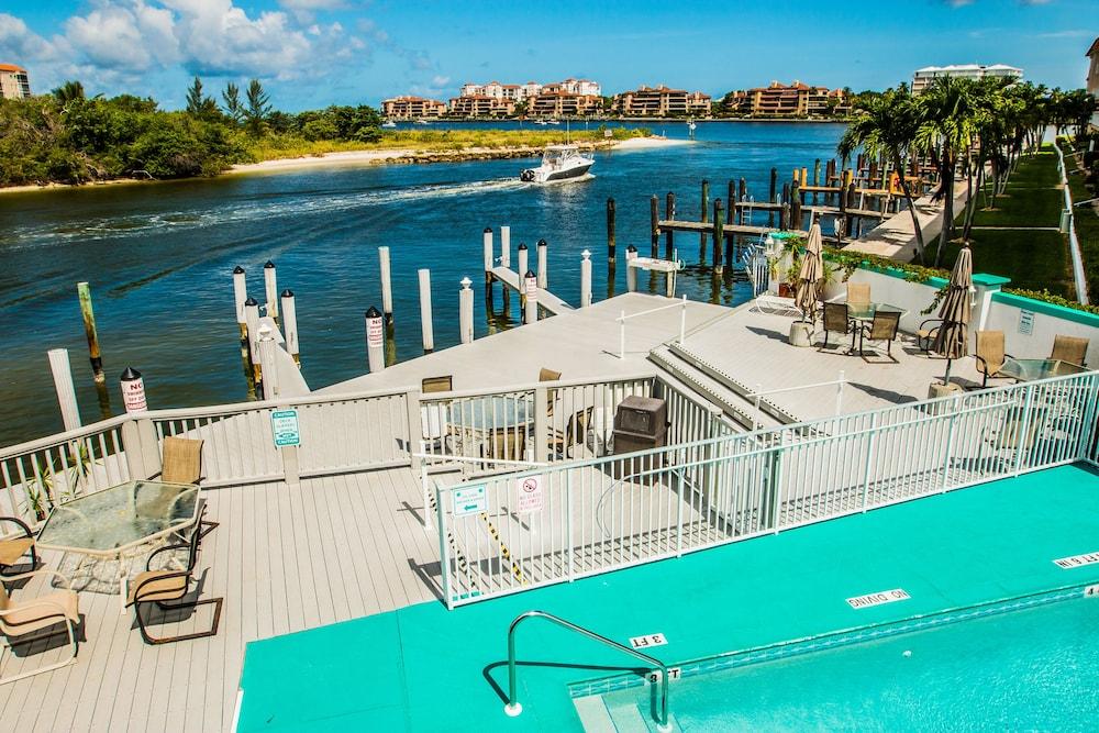 The Boathouse Motel Marco Island Exterior photo