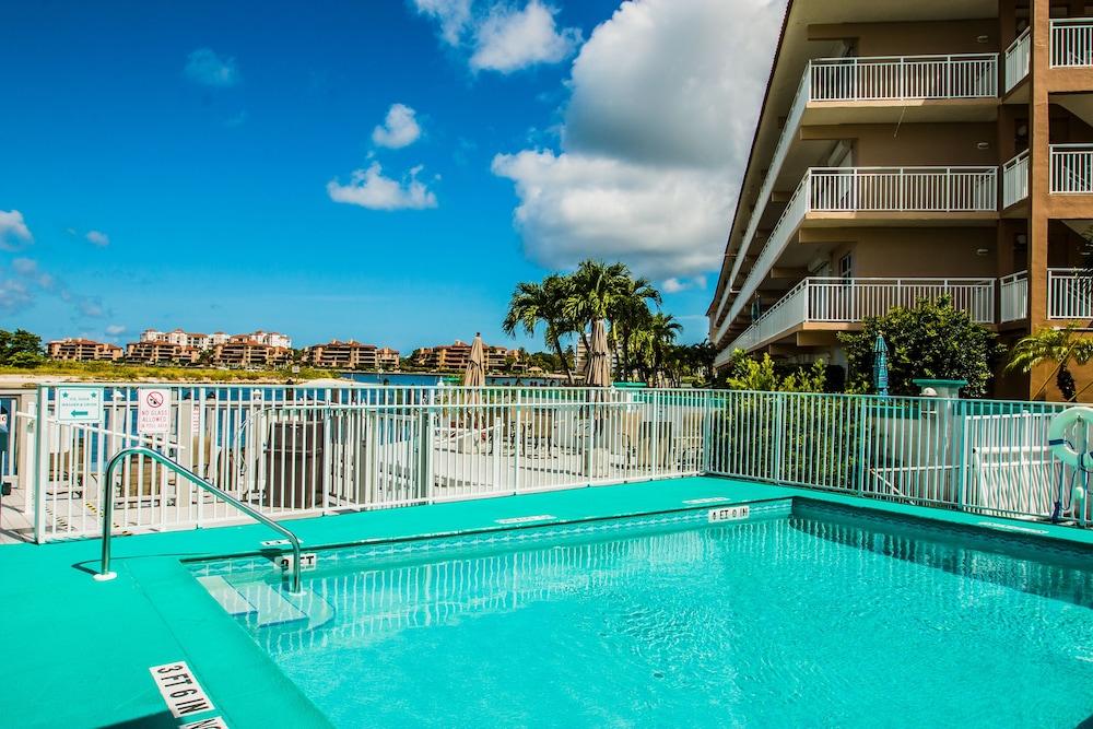 The Boathouse Motel Marco Island Exterior photo
